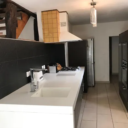 Maison d'hôtes Maison d'hôtes Chez Milou Chirols